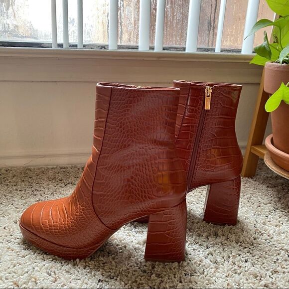 ASOS tan / orange platform boots wide fit size 9 - Picture 3 of 5